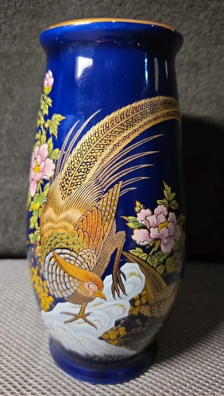 vintage Japanese cobalt blue porcelain vase 7.5 In hand-painted golden pheasant
